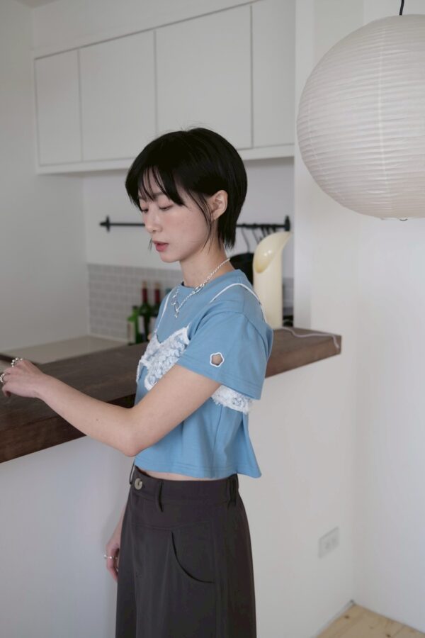 nomo ꕤ 一身花香！簍空小花logo短袖上衣（S/M/L）藍