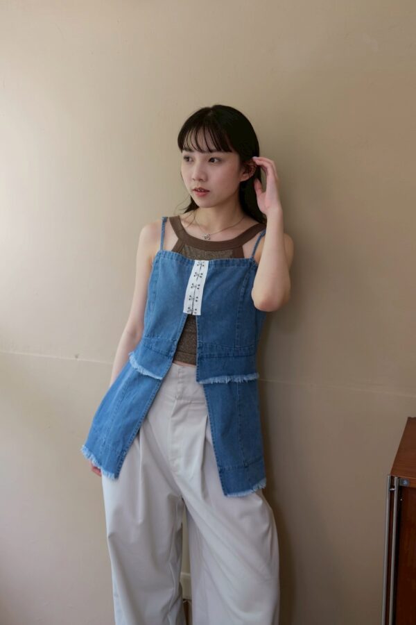 nomo ꕤ 晨光漫遊！微光澤削肩bra top（S/M/L）咖