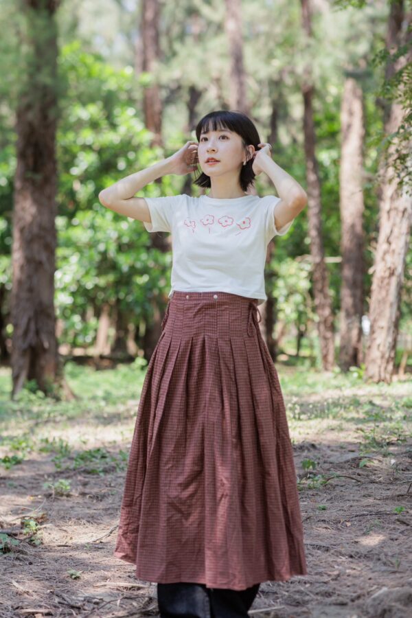 nomo ꕤ 落花繽紛！四朵小花短袖短版上衣 （S/M/L）