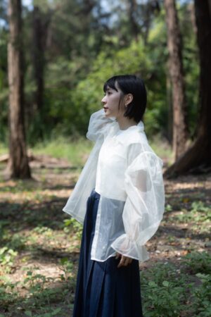 nomo ꕤ 柔和微光！澎澎袖透膚立領襯衫 米白