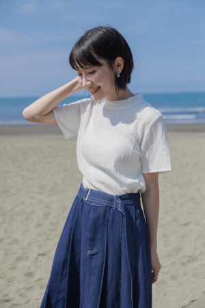 ❗️限量預購❗️  隨性時光！小高領設計短袖上衣 （S/M/L）白