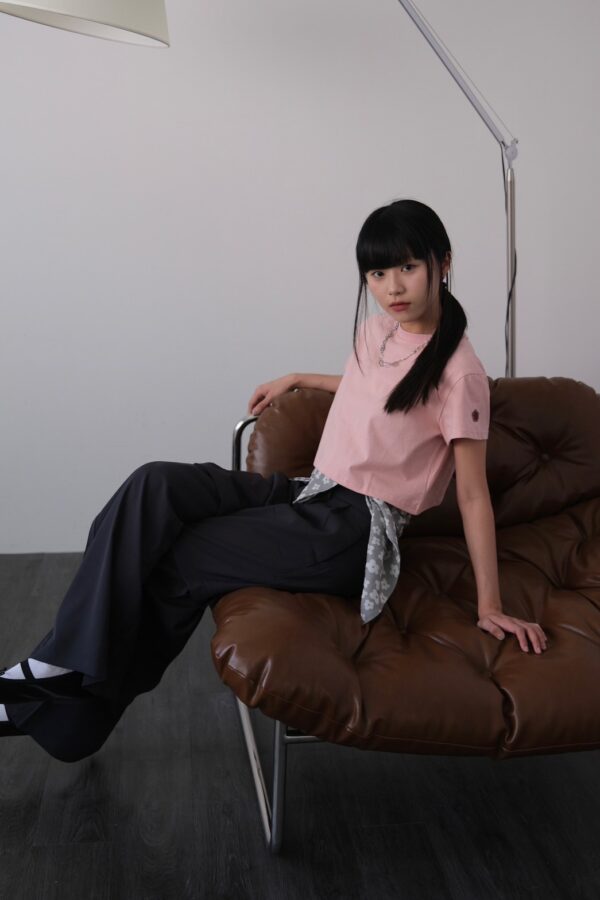 nomo ꕤ 一身花香！簍空小花logo短袖上衣（S/M/L）粉