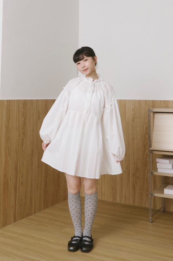 ❗️限量預購❗️ ꕤ 浮影晨露！澎袖立體小洋裝 白