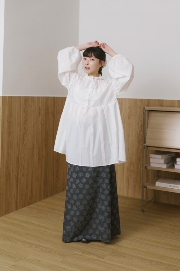 ❗️限量預購❗️ ꕤ 浮影晨露！澎袖立體小洋裝 白