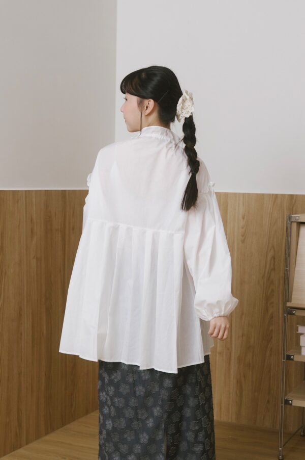 ❗️限量預購❗️ ꕤ 浮影晨露！澎袖立體小洋裝 白