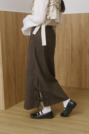 LINE_ALBUM_1103_251031_61 ❗️限量預購❗️ꕤ 緞語心弦!蝴蝶結造型毛呢長裙 (S/M/L)咖