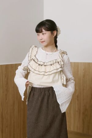 LINE_ALBUM_1103_251031_63 nomo ꕤ 映日微光!側綁帶短版背心 白咖