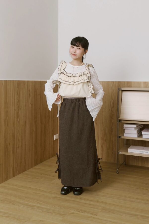 nomo ꕤ 映日微光！側綁帶短版背心 白咖