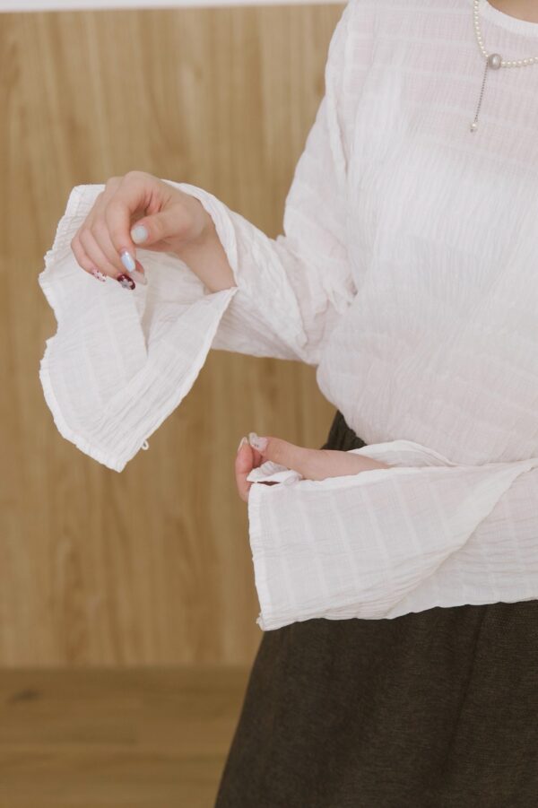 nomo ꕤ 午後薄光！2way設計傘袖織紋上衣 （S/M/L）白