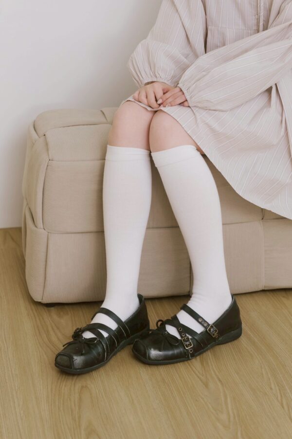 nomo選物 ꕤ 韓國專利！有效減壓長襪襪 白（korea）