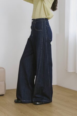 LINE_ALBUM_1103_251031_91 nomo ꕤ 午夜散步!輕薄車線剪裁牛仔褲 (S/M/L)