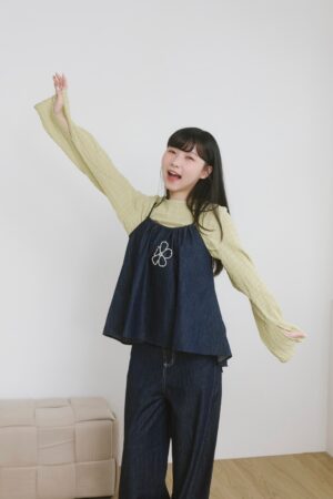 LINE_ALBUM_1103_251031_100 nomo ꕤ 藍調詩集!後綁帶花花牛仔背心