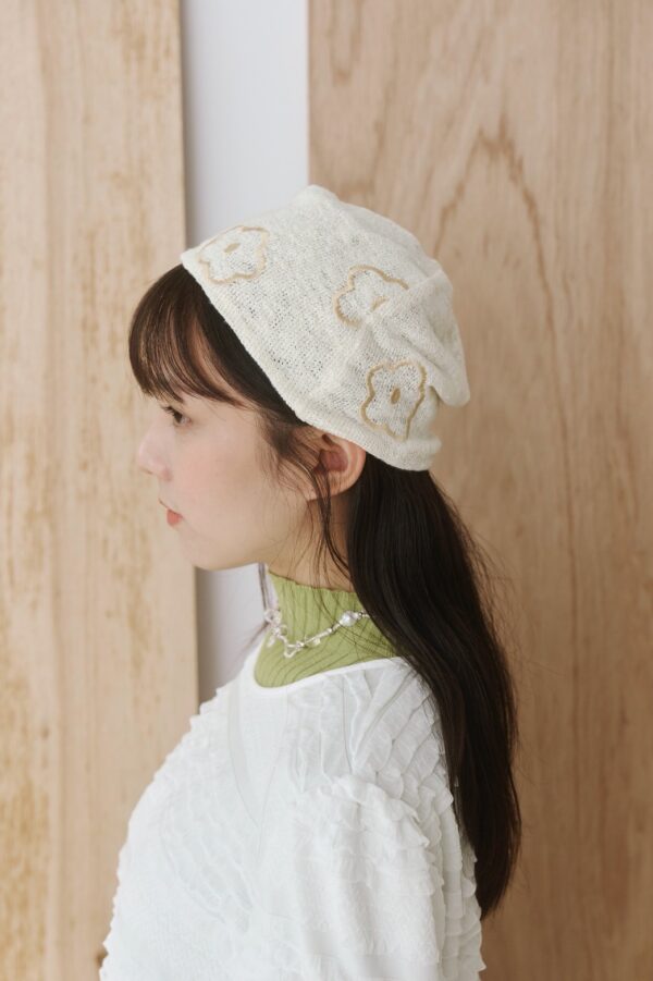 nomo ꕤ 冬日花開！彈性針織花花毛帽 杏色