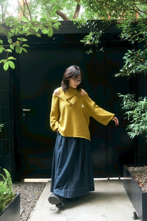 nomo ꕤ 秘密花園！假兩件針織挖肩logo毛衣 綠