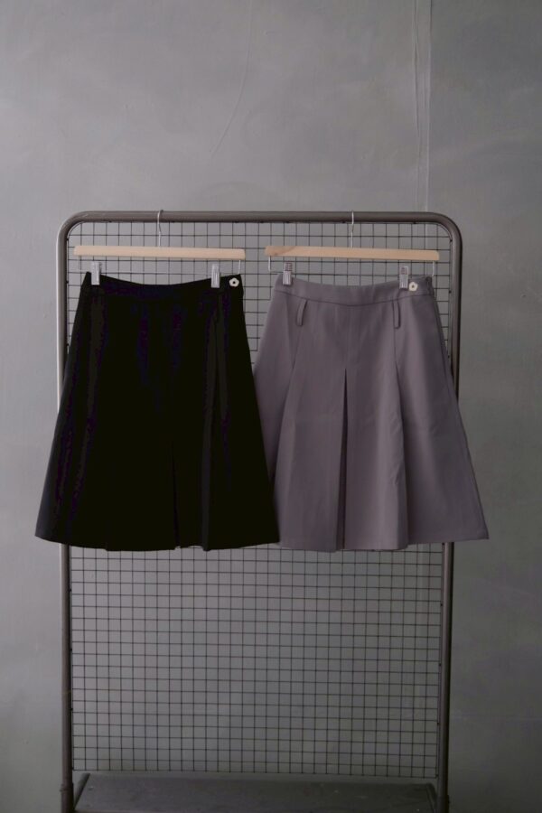 nomo ꕤ 野花輕步！小花百褶裙（Ｓ/M/L）黑