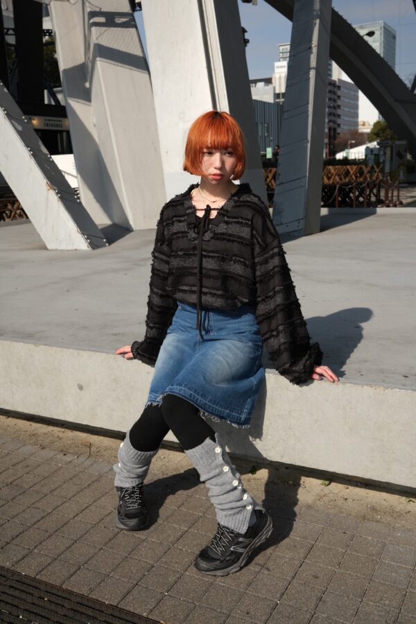 nomo ꕤ 輕暖線條！織紋綁帶澎澎袖上衣 黑