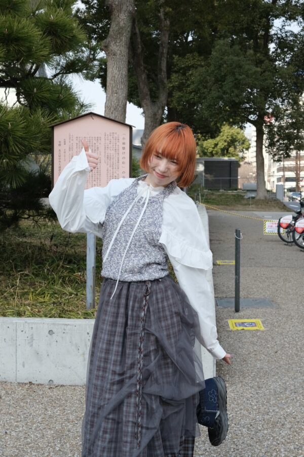 nomo ꕤ 溫柔線索！挖背設計針織背心（S/M/L）藍灰