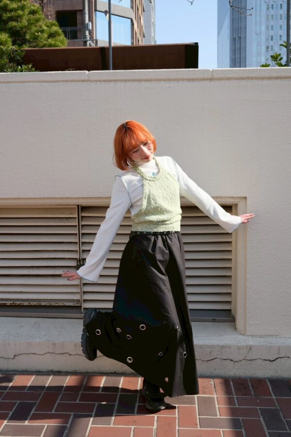 nomo ꕤ 溫柔線索！挖背設計針織背心（S/M/L）綠