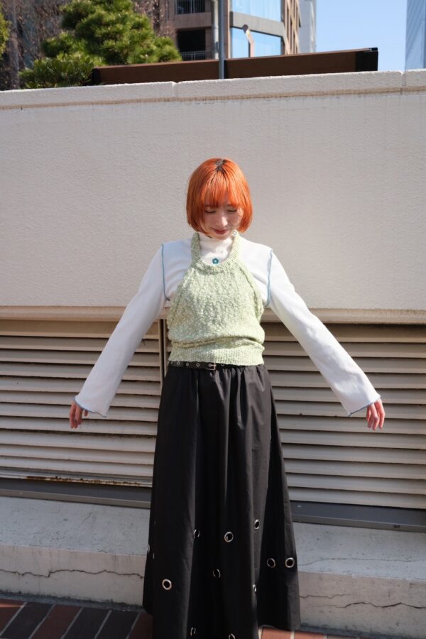 nomo ꕤ 溫柔線索！挖背設計針織背心（S/M/L）綠