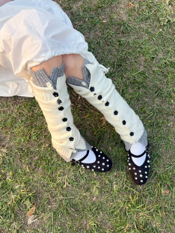 nomo ꕤ 百變花花！毛料花花釦子 襪套/袖套 白