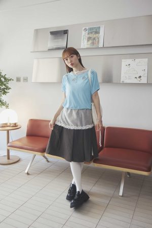 20260518-nomo-1792 nomo ꕤ 百花齊放!小花刺繡下擺鬆緊短袖上衣(S/M/L)藍