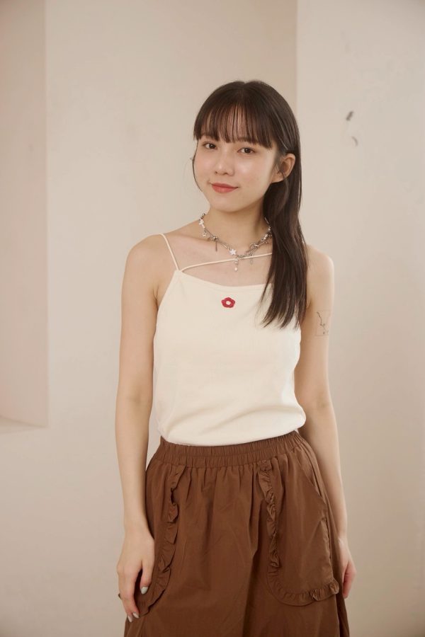 nomo ꕤ 碎冰汽水！附胸墊小花刺繡螺紋bra top（S/M/L）白