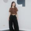 ❗️限量預購❗️慵懶漫步！排釦設計短版皺褶短袖上衣（S/M/L）咖